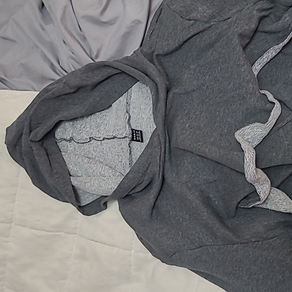 Shein Nursing Hoodie - Picture 3 of 3